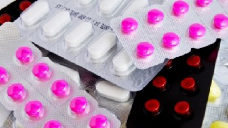Medicamentul pe care îl iau mulţi români în această perioadă cauzează grave probleme cardiace