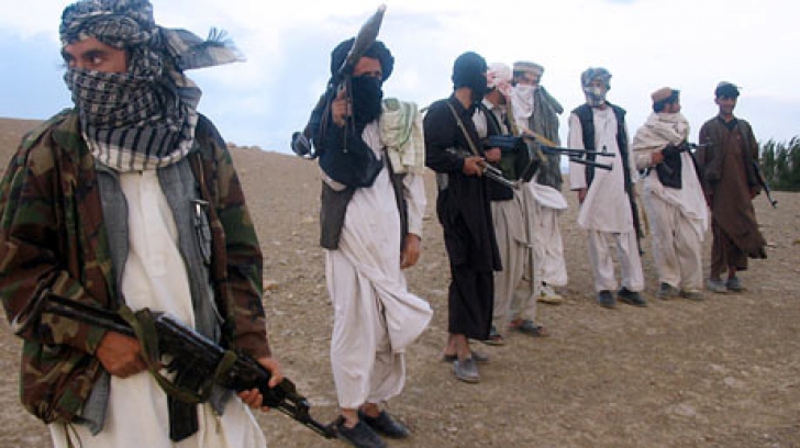 Războiul crește în intensitate în Afganistan. Talibanii anunță "ofensiva de primăvară"
