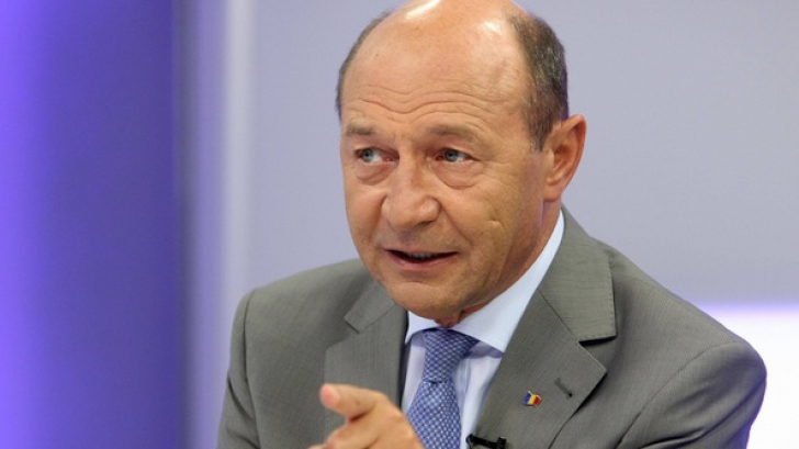 Traian Băsescu, amendat pentru declaraţii discriminatoare la adresa rromilor