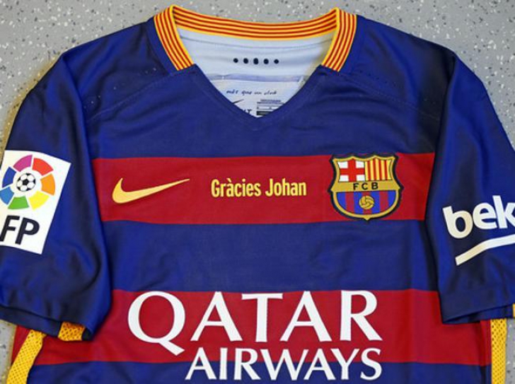 Barcelona - Real Madrid. Cum vor arăta tricourile catalanilor, în memoria lui Johan Cruyff