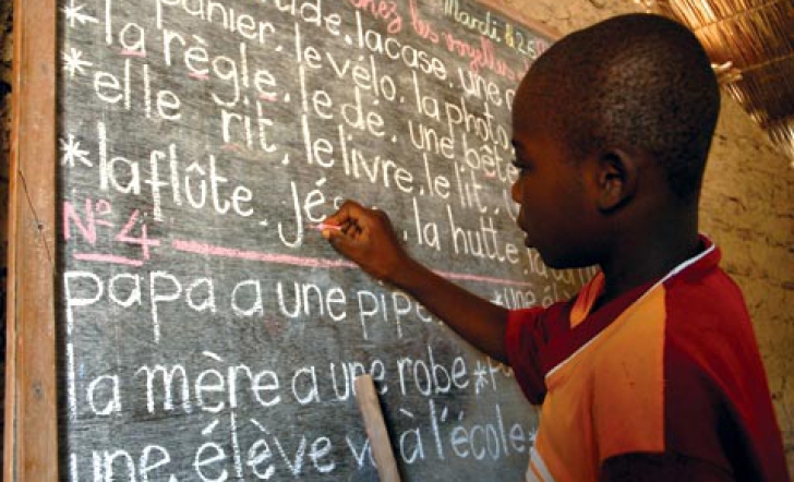 UNICEF: Aproape 70% din copiii cu vârstă școlară nu au acces la internet acasă