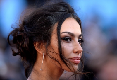 Mădălina Ghenea şi-a surprins fanii cu o poză 100% naturală. Cum arată fără machiaj