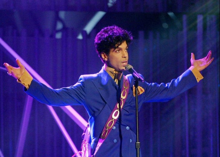 Noi detalii despre moartea cântărețului Prince. Ce spun primele rezultate ale autopsiei