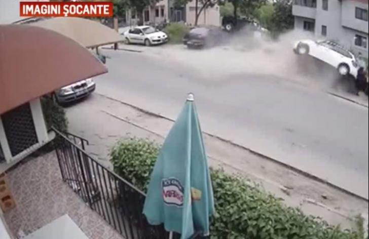 Accident cumplit în Craiova! Șoferul, un elev de 18 ani, a omorât o femeie.