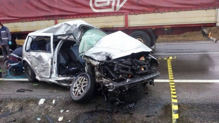 Bilanţ MAI de Paşti. 11 persoane şi-au pierdut viaţa în accidente auto