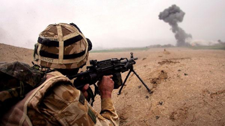 Convoi al forţelor NATO, vizat de un atac sinucigaş în Afganistan