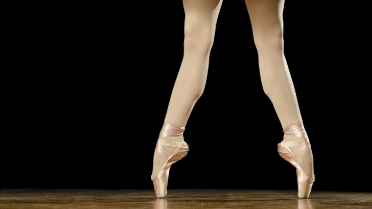 Dansul care face furori: aşa balerine nu ai mai văzut niciodată