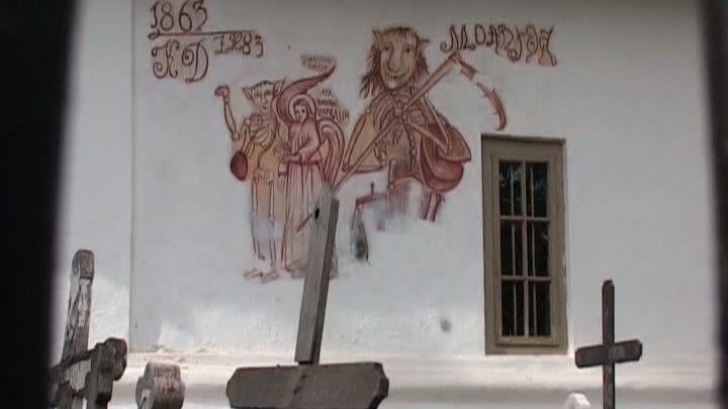 Moartea pictată pe pereți într-o biserică din România 
