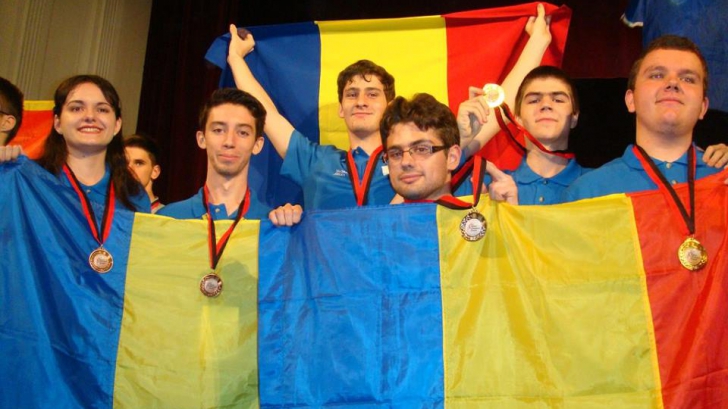 O nouă performanţă a elevilor români: şase medalii obţinute la Olimpiada Balcanică de Matematică