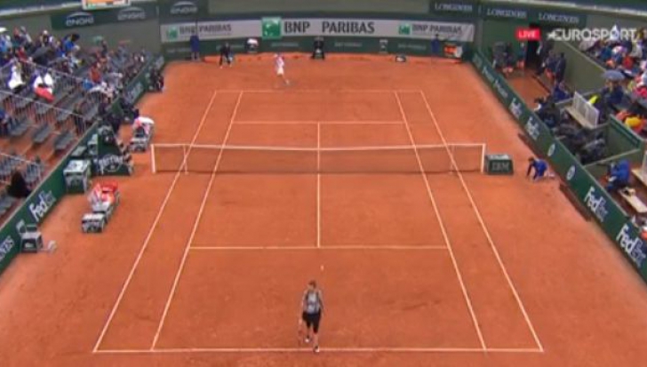 Ratare incredibilă a Simonei Halep în optimile de la Roland Garros 
