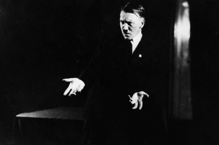 Imagini interzise cu Adolf Hitler. A cerut să fie distruse, dar ordinul nu i-a fost ascultat