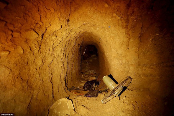 Cum arată tunelurile secrete ale ISIS. Armata irakiană a rămas șocată. Ce a descoperit
