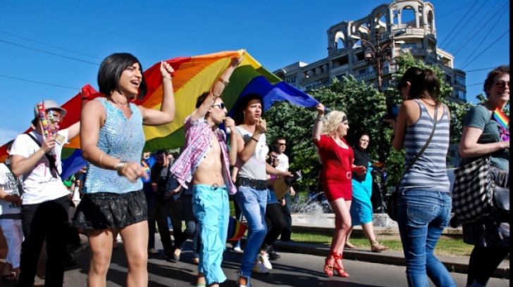 Mitingul PSD,  în aceeași zi cu parada minorităților sexuale