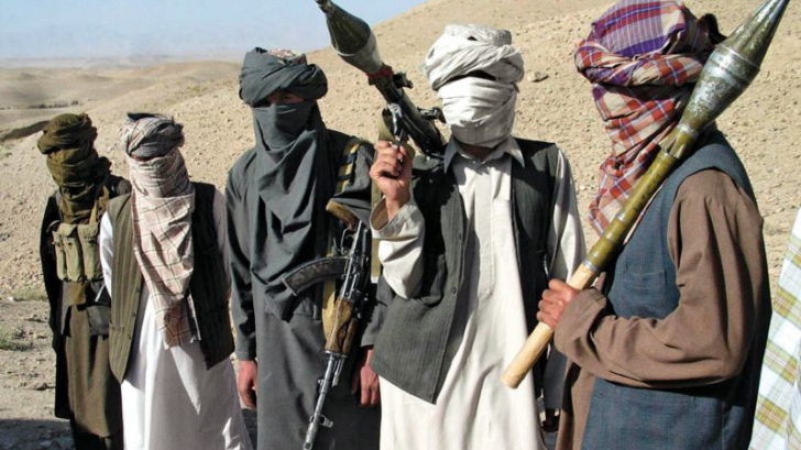 Talibanii afgani au un nou lider, după ce o dronă SUA l-a ucis pe mollahul Mansur