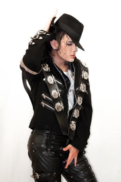 Fabio Morda este noul solist al trupei lui Michael Jackson