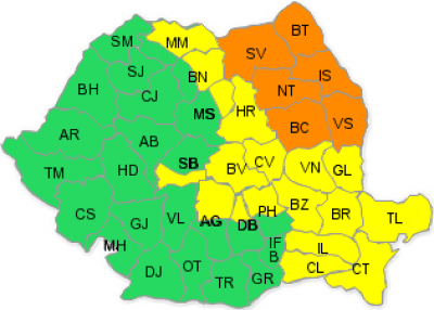 Ultimă oră! COD PORTOCALIU de ploi şi vijelii în mai multe judeţe, valabil până miercuri seara
