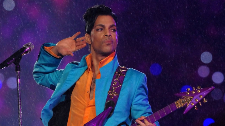 Ce a decis familia cântăreţului Prince după moartea acestuia