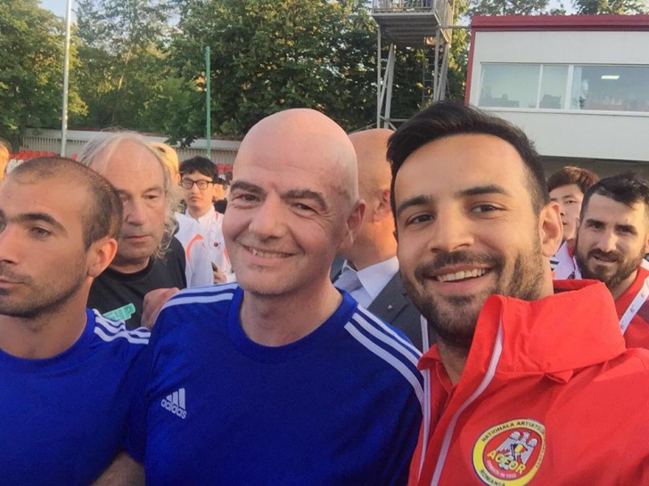 Aurelian Temișan și Cosmin Seleși, întâlnire cu Puyol și Gianni Infantino