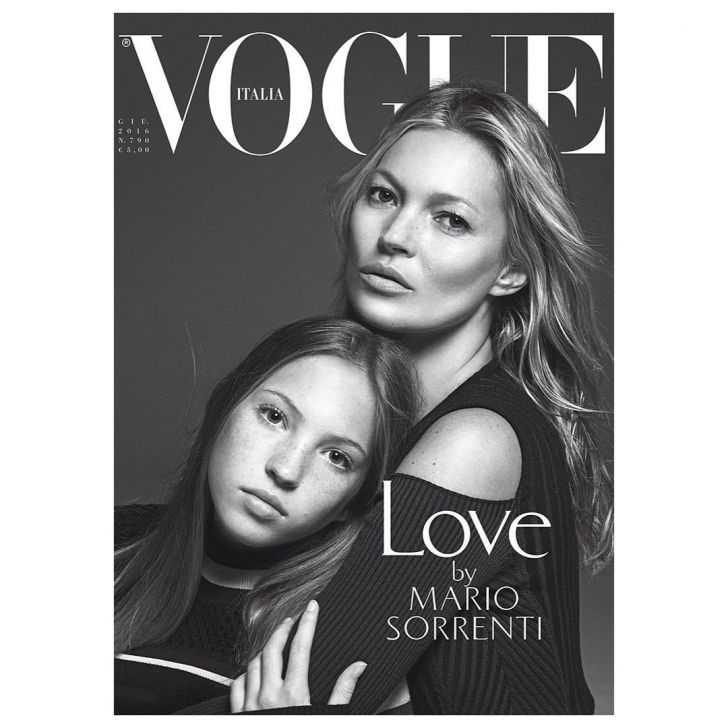 Kate Moss şi fiica sa adolescentă, prima oară pe coperta Vogue. Ce mult îi seamănă!