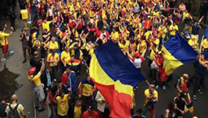EURO 2016 România - Elveţia. Zeci de suporteri englezi, deghizaţi în români, îi instigă pe elveţieni