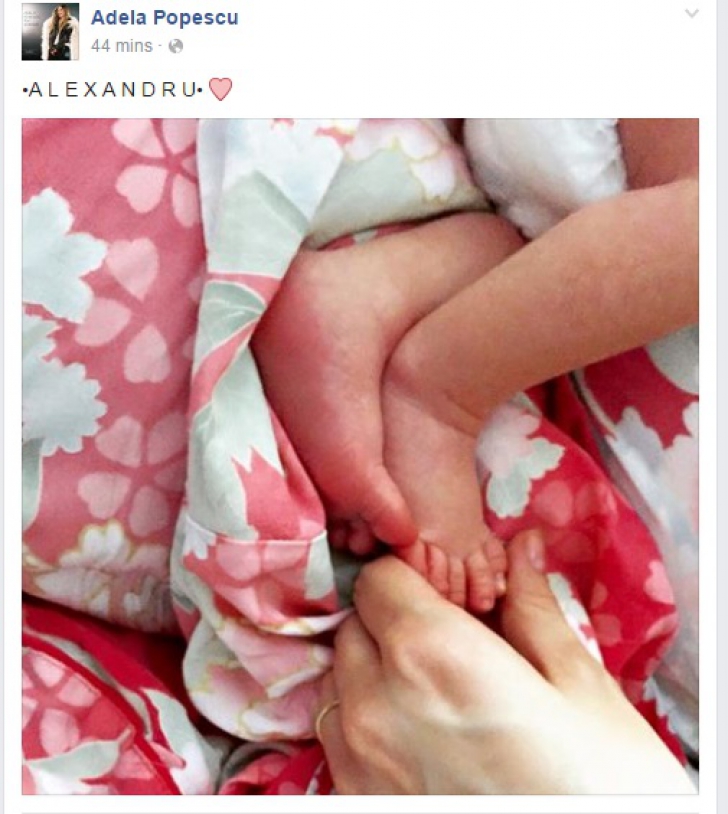 Adela Popescu a postat prima fotografie cu bebelușul ei