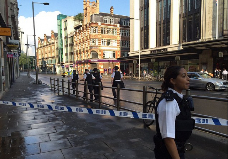 Alertă cu bombă în centrul Londrei. Mii de oameni au fost evacuați