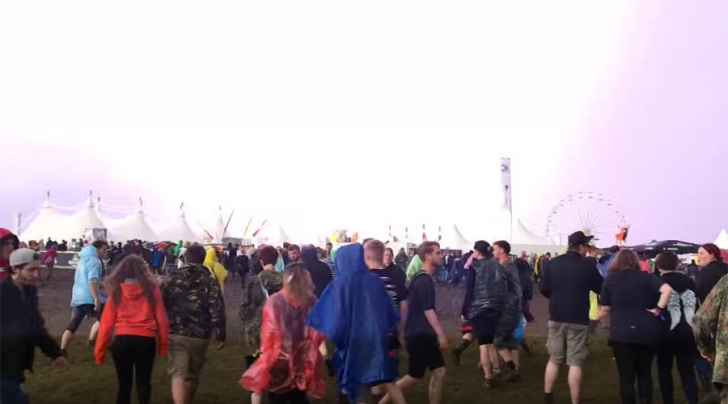 Peste 50 de persoane, rănite la Festivalul Rock am Ring, după o furtună cu descărcări electrice