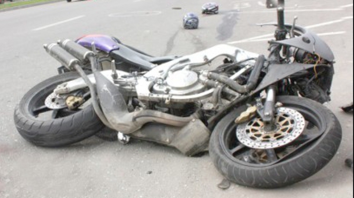 Accident motocicletă