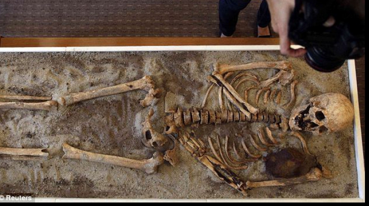 În Bulgaria va fi expus mormântul unor „vampiri”! Expoziția conține scheletele a 17 tineri