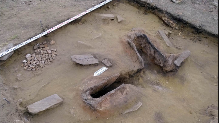 Arheologii au rămas fără cuvinte. Descoperire uluitoare, sub asfalt. Ce făceau oamenii în anul 1000