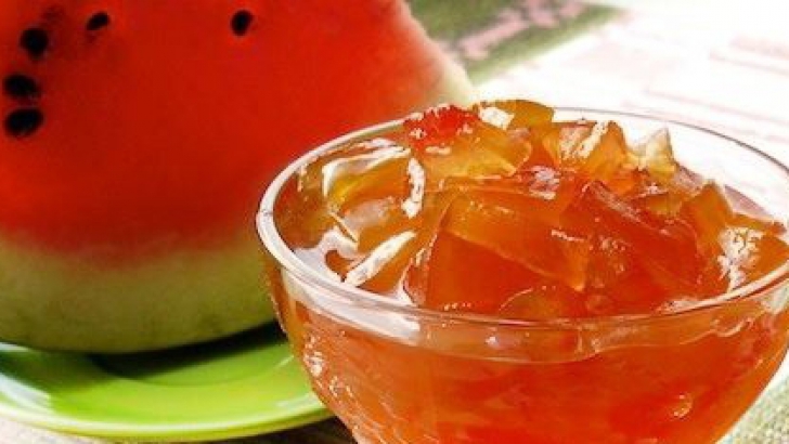 Cum să faci dulceaţă din coajă de pepene. Reţetă delicioasă, din patru ingrediente simple