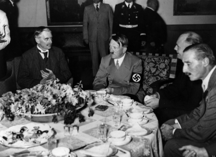10 lucruri despre Adolf Hitler pe care sigur nu le știai! Nu o să-ți vină să crezi