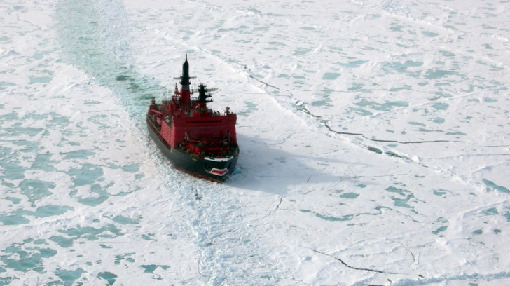 Rusia lansează cel mai mare spărgător de gheaţă nuclear. Cum arată ”monstrul” marin