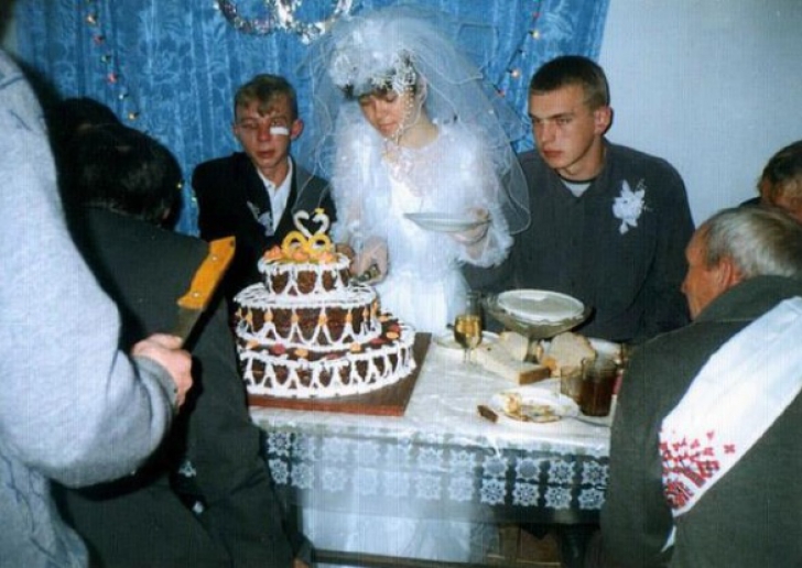 Cele mai penibile poze de la nuntile din Rusia