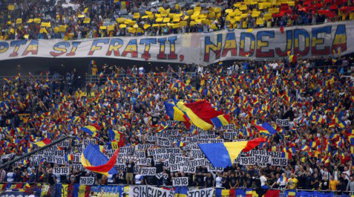 EURO 2016. 9 români reţinuţi de poliţia din Paris, în urma altercaţiei între dinamovişti şi stelişti