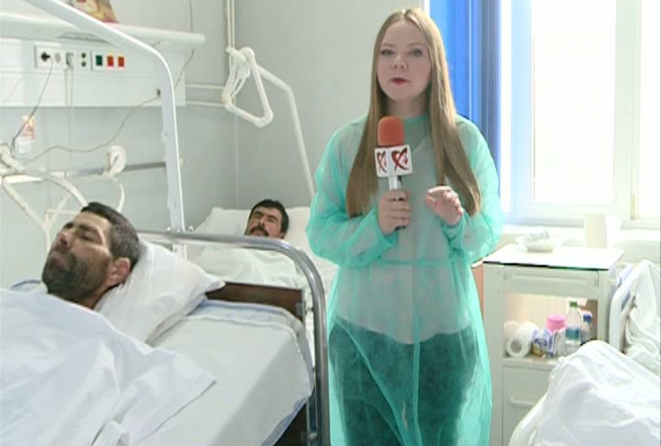 DONATORI DE VIAŢĂ. Medicii de la "Marius Nasta" donează sânge pentru a-şi salva pacienţii
