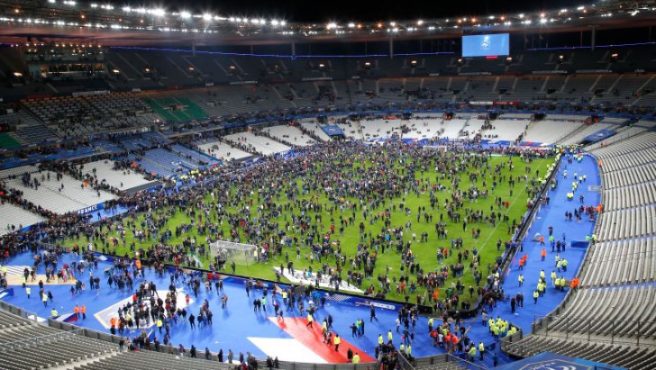 EURO 2016. Greve la Paris. Cum vor ajunge la stadion cei 80.000 de oameni de la România-Franţa
