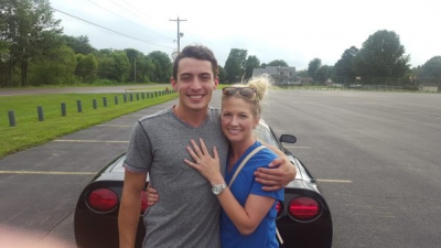 Doi agenţi au oprit în trafic un Corvette. L-au tras jos pe şofer, l-au arestat, ce a urmat e ŞOC!