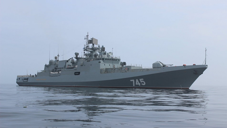 Răspunsul Rusiei la exercițiile NATO în Marea Neagră: o navă pentru exerciții cu muniție de război