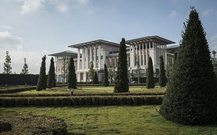 Cum arată reședința lui Erdogan, mai mare decât Palatul Versailles. Valorează 600 mil. euro