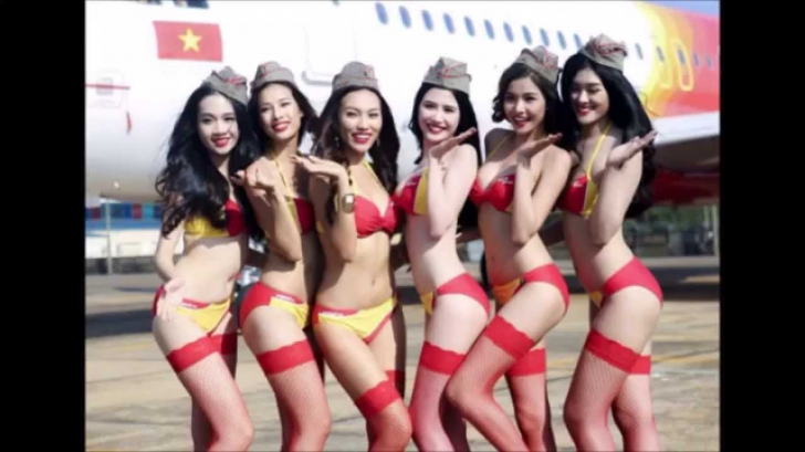 VietJet bikini