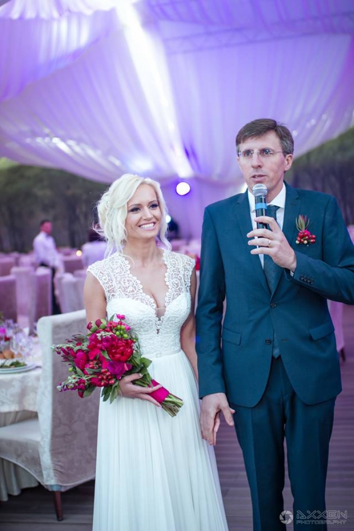 Fotografii fabuloase de la nunta lui Dorin Chirtoacă cu Anişoara Loghin