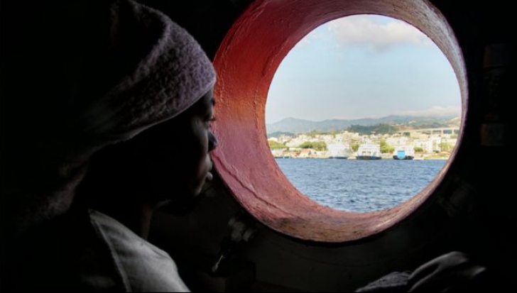 Tragedie pe mare. 22 de migranți, descoperiți morți într-o barcă în Mediterana
