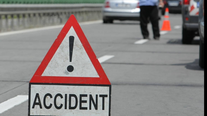 Accident teribil în Buzău. Patru persoane, rănite. Traficul este îngreunat