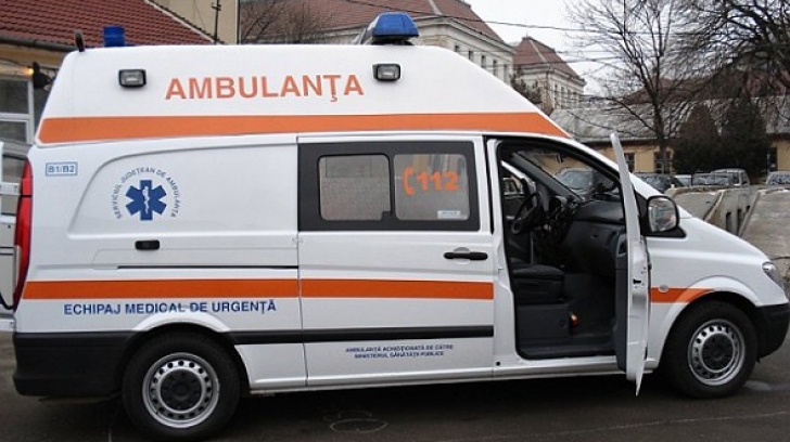 Ambulanţe pentru demnitari: primii patru oameni în stat, însoţiţi în permanenţă de ambulanţă