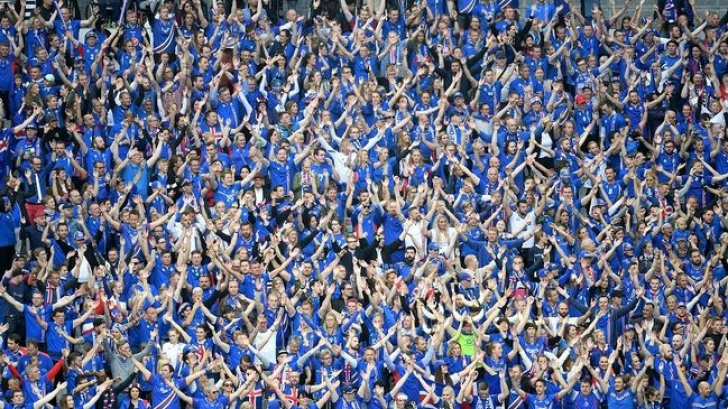 EURO 2016 Președintele Islandei a refuzat loja VIP: "Merg la peluză, alături de suporteri"
