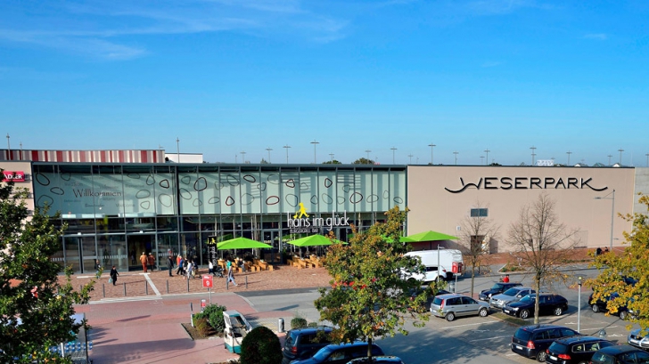 Un mare centru comercial din Germania, evacuat. Un suspect algerian cu probleme psihice, reţinut