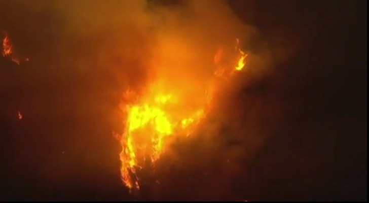 Incendiu de proporții în California. Sute de locuitori au fost evacuați
