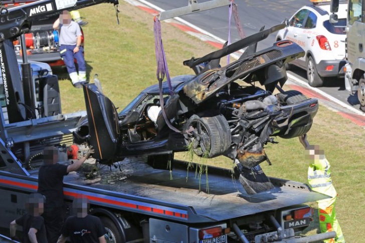 Cea mai scumpă mașină din lume a fost distrusă într-un accident