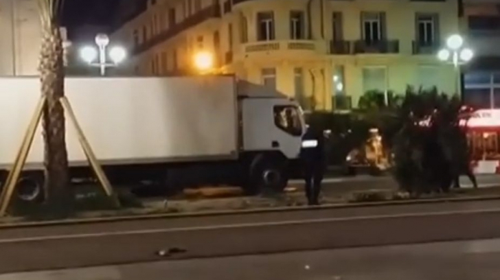 Imagini șocante: Momentul în care atentatorul de la Nisa este împușcat de polițiști